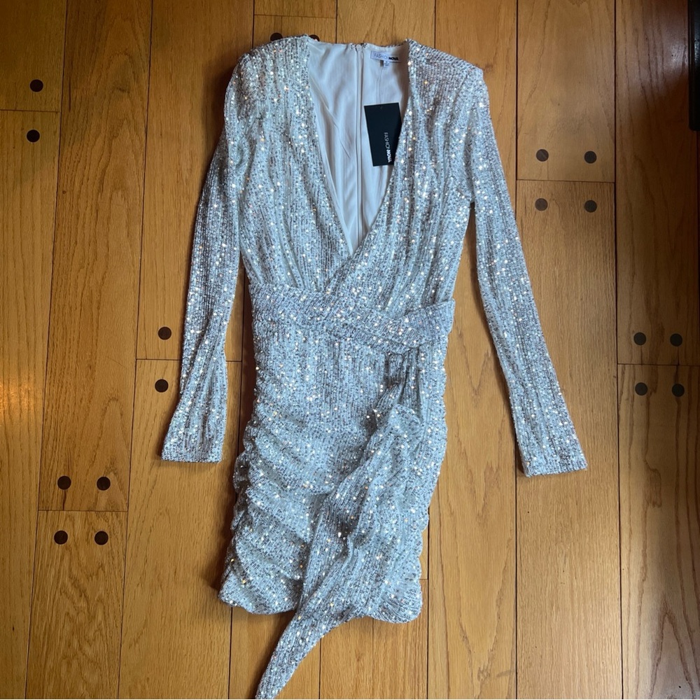 Fashion Nova Center Stage Women’s Long Sleeve Silver Sequin Wrap Dress